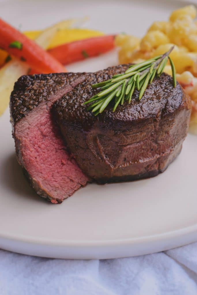 Sous Vide Filet Mignon - The Migoni Kitchen